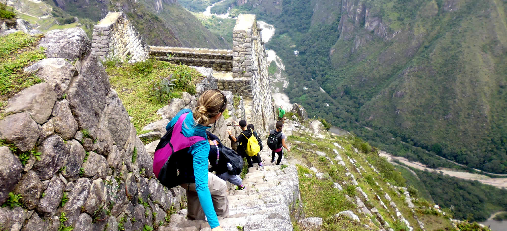 Vistas de Huayna Picchu y Montaña Machu Picchu